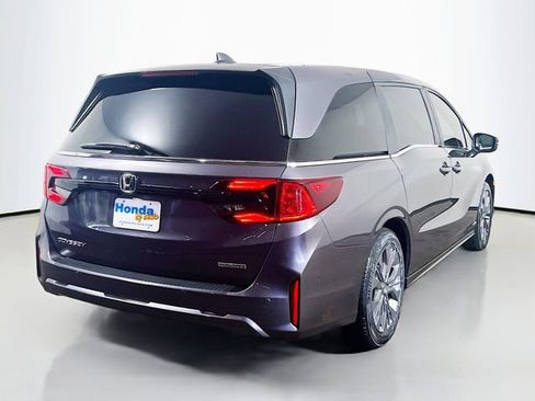 Used 2025 Honda Odyssey Touring image 21