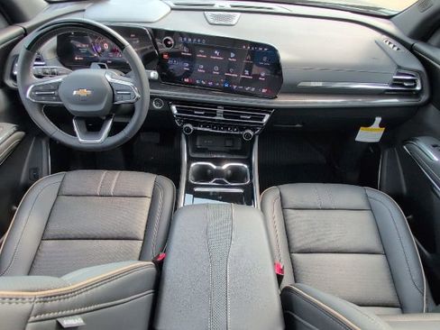 New 2026 Chevrolet Traverse High Country w/ LPO, Floor Liner Package image 5