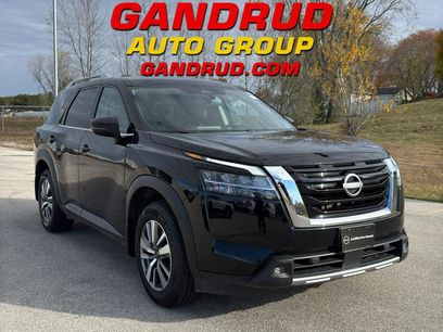 Used 2022 Nissan Pathfinder SL