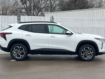 New 2026 Chevrolet Trax LT w/ Driver Confidence Package