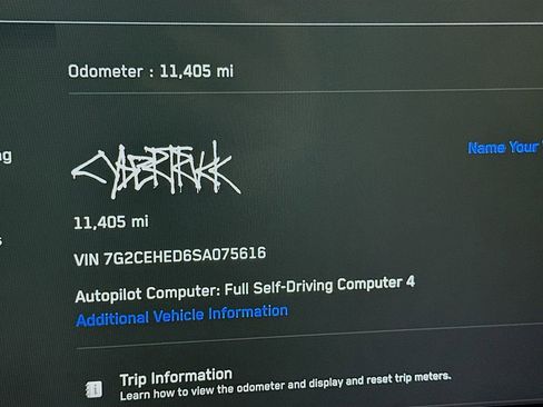 Used 2025 Tesla Cybertruck AWD Crew Cab image 12