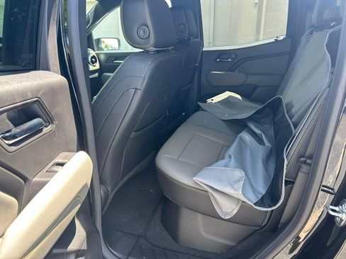 Used 2026 Chevrolet Colorado ZR2 w/ Technology Package image 17