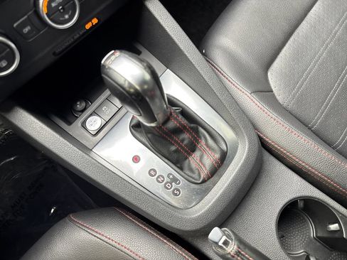 Used 2014 Volkswagen Jetta GLI Autobahn FWD image 56