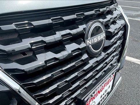 Used 2025 Nissan Kicks Play S image 30