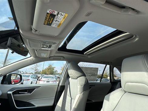 New 2025 Toyota RAV4 XLE Premium image 19
