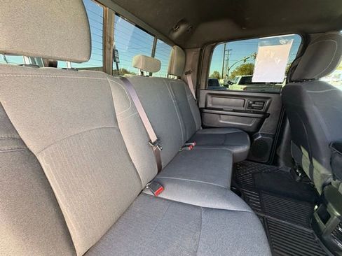 Used 2024 RAM 2500 Tradesman w/ Chrome Appearance Group image 21