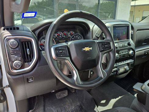 Used 2021 Chevrolet Silverado 2500 LT w/ Z71 Off-Road Package AWD/4WD image 8