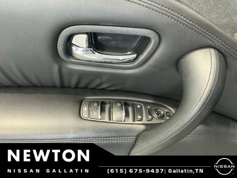 Used 2021 Nissan Armada SV RWD image 34