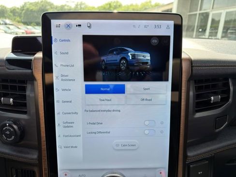 Used 2024 Ford F150 Lightning Lariat AWD/4WD image 37