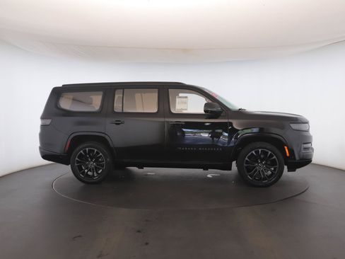 Used 2024 Jeep Grand Wagoneer Series II Obsidian w/ Quick Order Packagew 28T AWD/4WD image 30