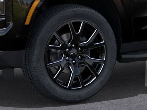 New 2026 Chevrolet Suburban RST AWD/4WD image 9