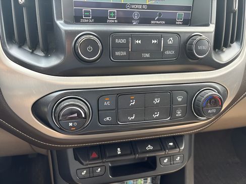 Used 2018 GMC Canyon SLT w/ Trailering Package AWD/4WD image 16