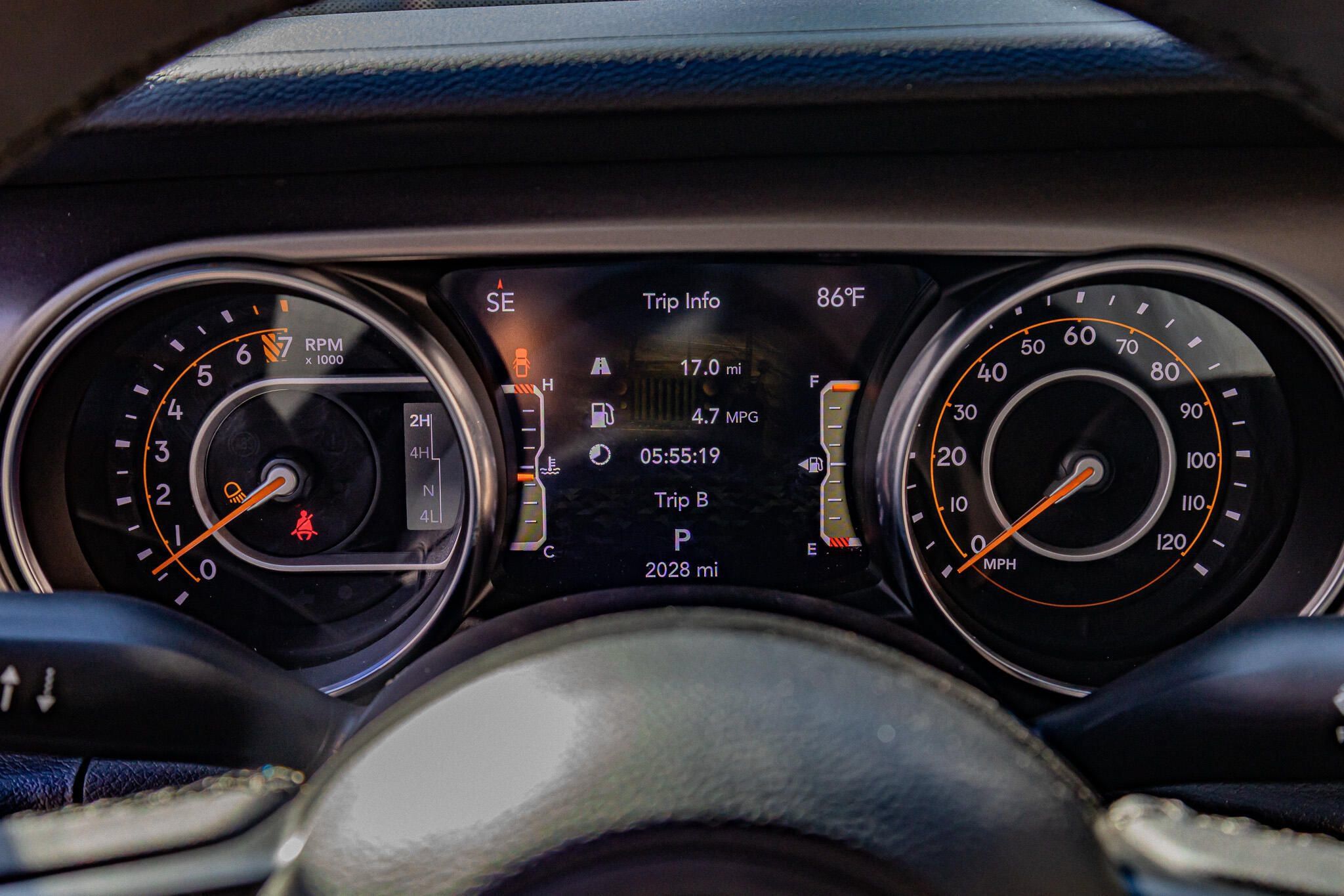Used 2023 Jeep Gladiator Sport AWD/4WD image 20