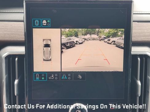 New 2026 GMC Acadia Denali w/ Super Cruise Package FWD image 13