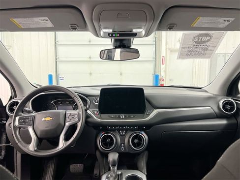 Used 2024 Chevrolet Blazer LT image 10