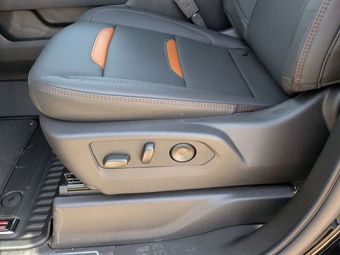 New 2026 GMC Sierra 1500 AT4 w/ AT4 Premium Package image 13