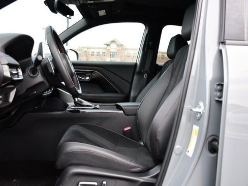 Certified 2025 Acura ADX A-Spec image 12