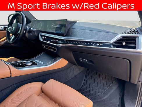 Used 2025 BMW X5 sDrive40i w/ M Sport Package RWD image 31