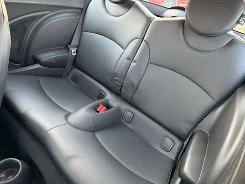 Used 2013 MINI Cooper Hardtop image 9