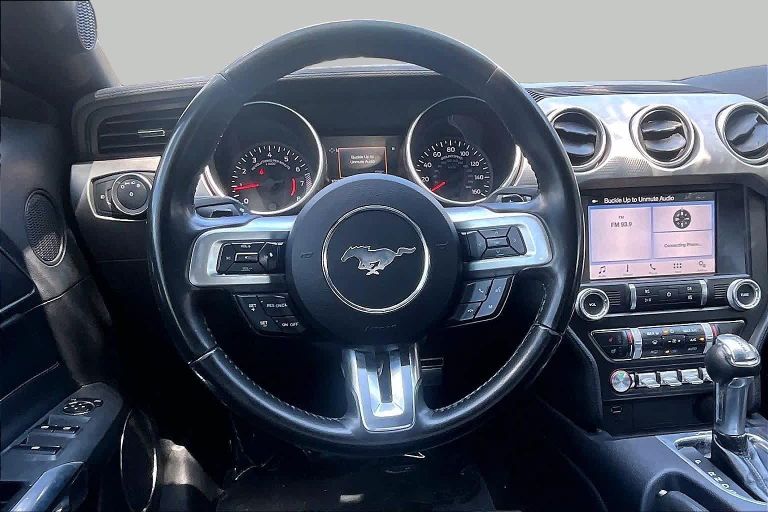 Used 2019 Ford Mustang Premium RWD image 6