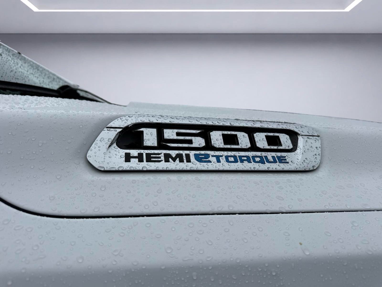 Used 2022 RAM 1500 Big Horn AWD/4WD image 13
