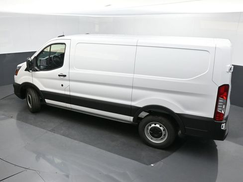 New 2026 Ford Transit 150 Low Roof image 31