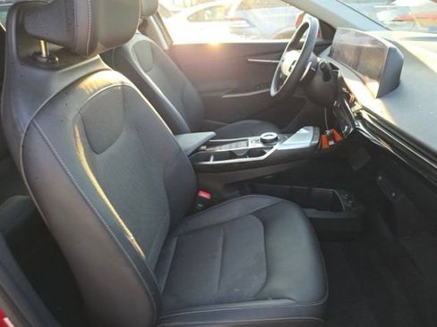 Certified 2024 Kia EV6 Light RWD image 7