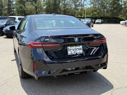 New 2026 BMW i5 eDrive40 w/ M Sport Package RWD image 11