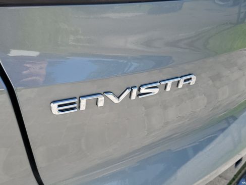 Used 2024 Buick Envista Sport Touring w/ Convenience I Package FWD image 8