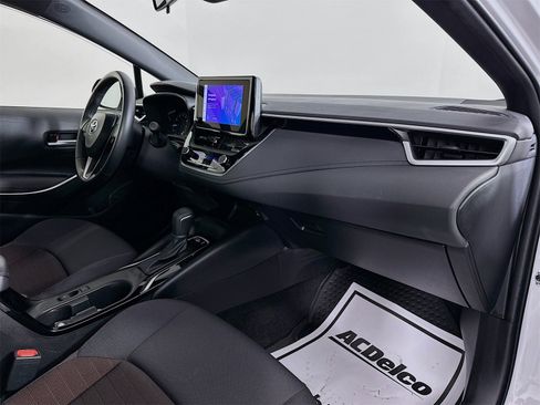 Used 2024 Toyota Corolla SE image 27