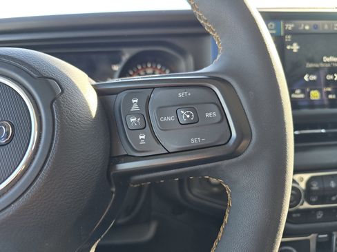 Used 2024 Jeep Wrangler Willys image 20