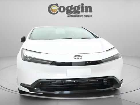 New 2026 Toyota Prius Plug-In Hybrid image 31