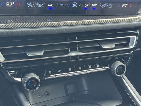 New 2026 Chevrolet Traverse High Country w/ LPO, Floor Liner Package image 24