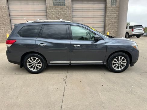 Used 2013 Nissan Pathfinder SL w/ Trailer Tow Pkg AWD/4WD image 36