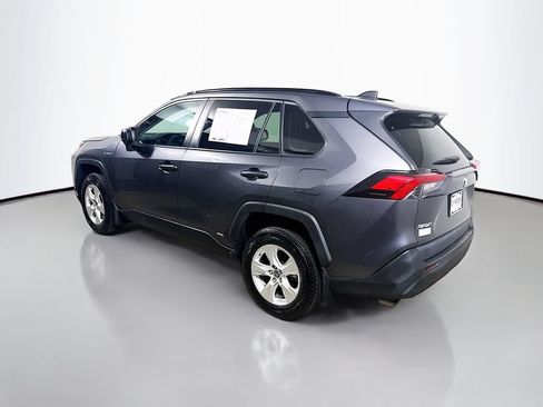 Certified 2021 Toyota RAV4 LE AWD/4WD image 5