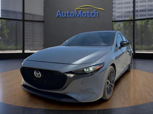Used 2021 MAZDA MAZDA3 Hatchback w/Premium Plus Pkg AWD/4WD image 3