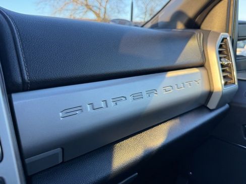 Used 2022 Ford F250 Lariat w/ Lariat Ultimate Package image 24