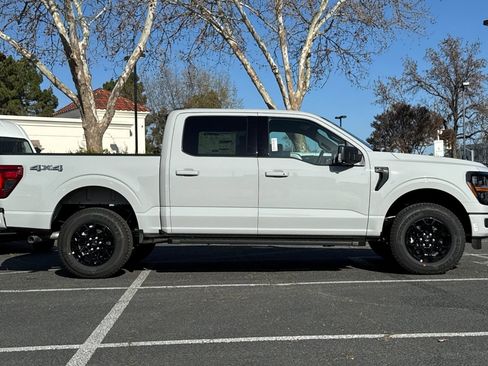 New 2026 Ford F150 XLT w/ Equipment Group 302A MID image 4