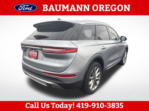 Used 2022 Lincoln Corsair AWD w/ Premium Package image 3