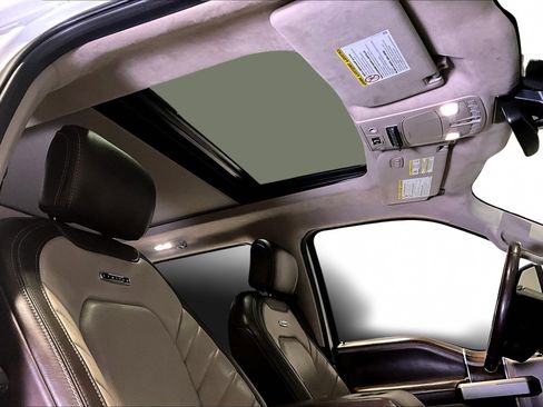 Used 2019 Ford F350 Limited image 28