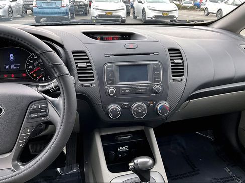 Used 2014 Kia Forte EX image 6