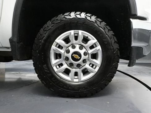 Used 2023 Chevrolet Silverado 2500 LT image 18