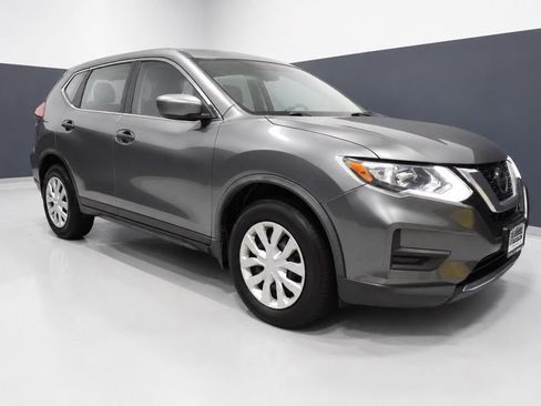 Used 2018 Nissan Rogue S AWD/4WD image 7