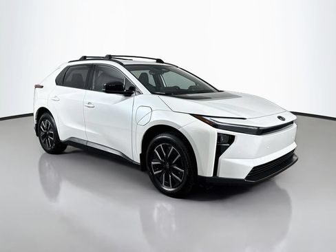 Used 2026 Toyota bZ AWD/4WD image 3