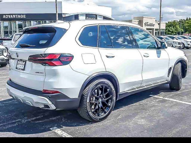 Used 2024 BMW X5 xDrive40i AWD/4WD image 9