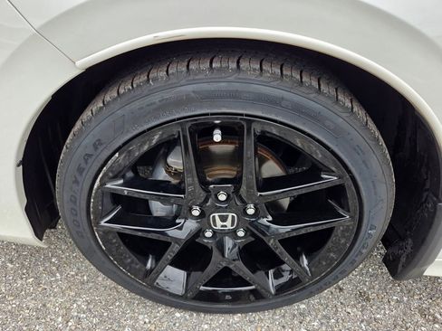 Used 2023 Honda Civic Sport image 19