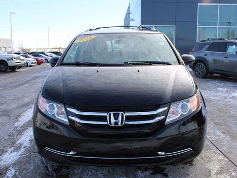 Used 2016 Honda Odyssey SE image 2