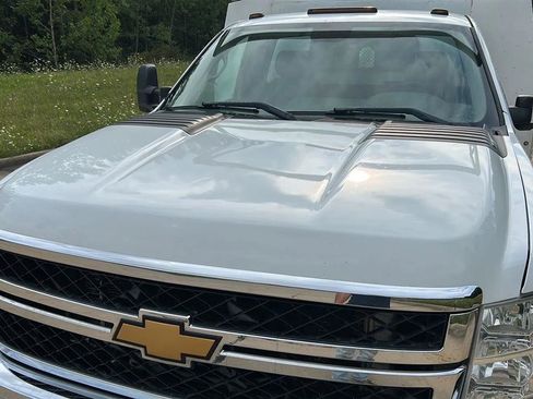 Used 2011 Chevrolet Silverado 3500 W/T RWD image 25