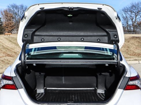 Used 2022 Toyota Camry XSE w/ Cold Weather Package image 22