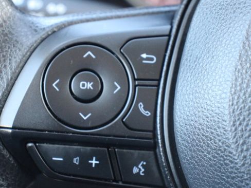 Certified 2025 Toyota RAV4 LE image 23